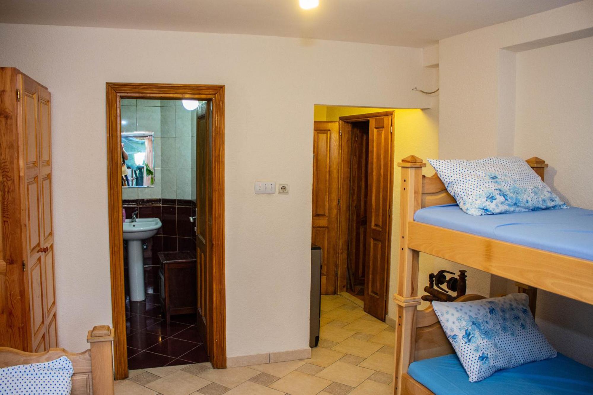 Guest House Sljuka Kotor Exterior photo